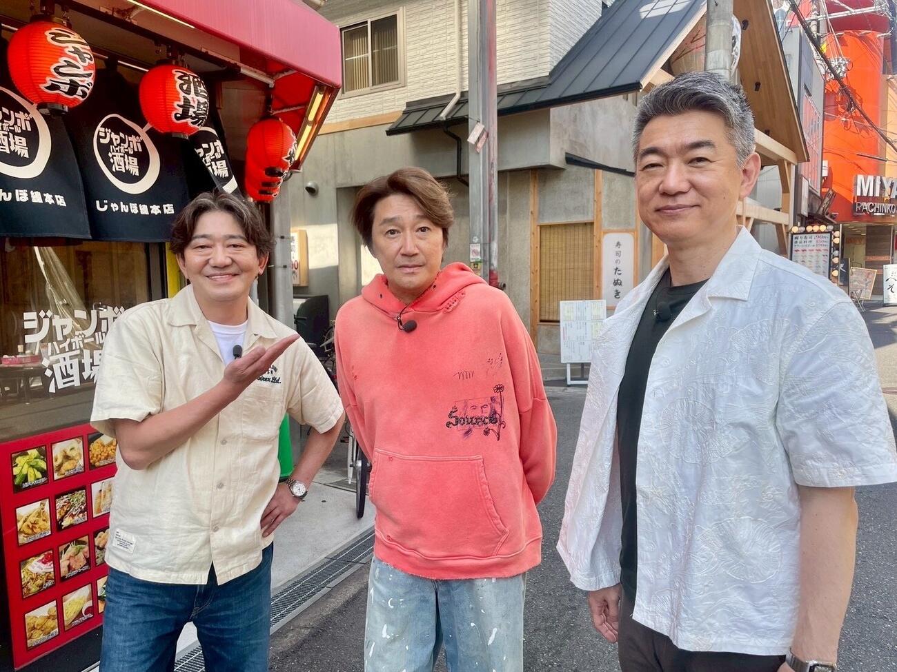 大阪おっさんぽに出演した、左から、メッセンジャー黒田有、近藤真彦、橋下徹氏