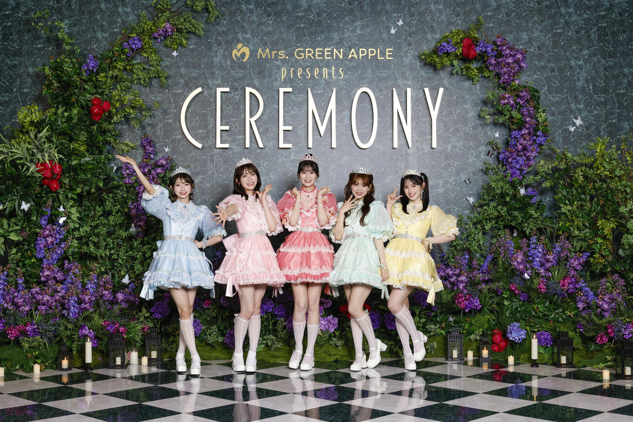 「Mrs．GREEN APPLE presents『CEREMONY』」初日グリーンカーペットに登場した超ときめきハート宣伝部