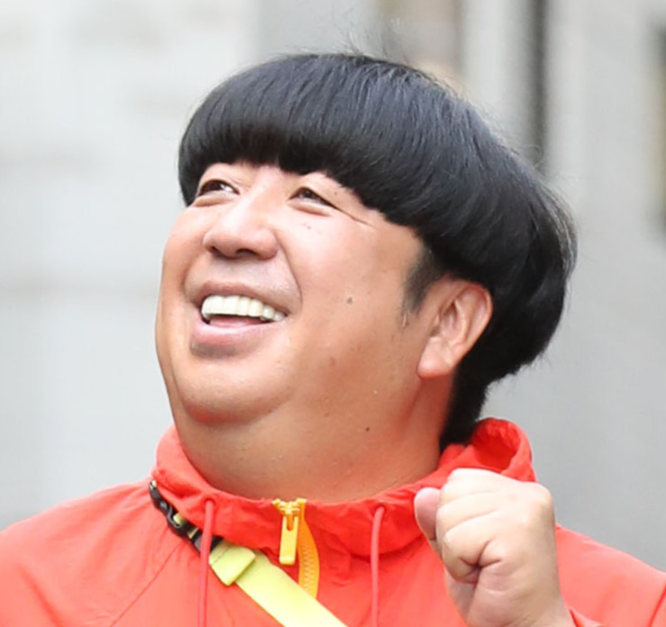 バナナマン日村勇紀（2021年8月撮影）