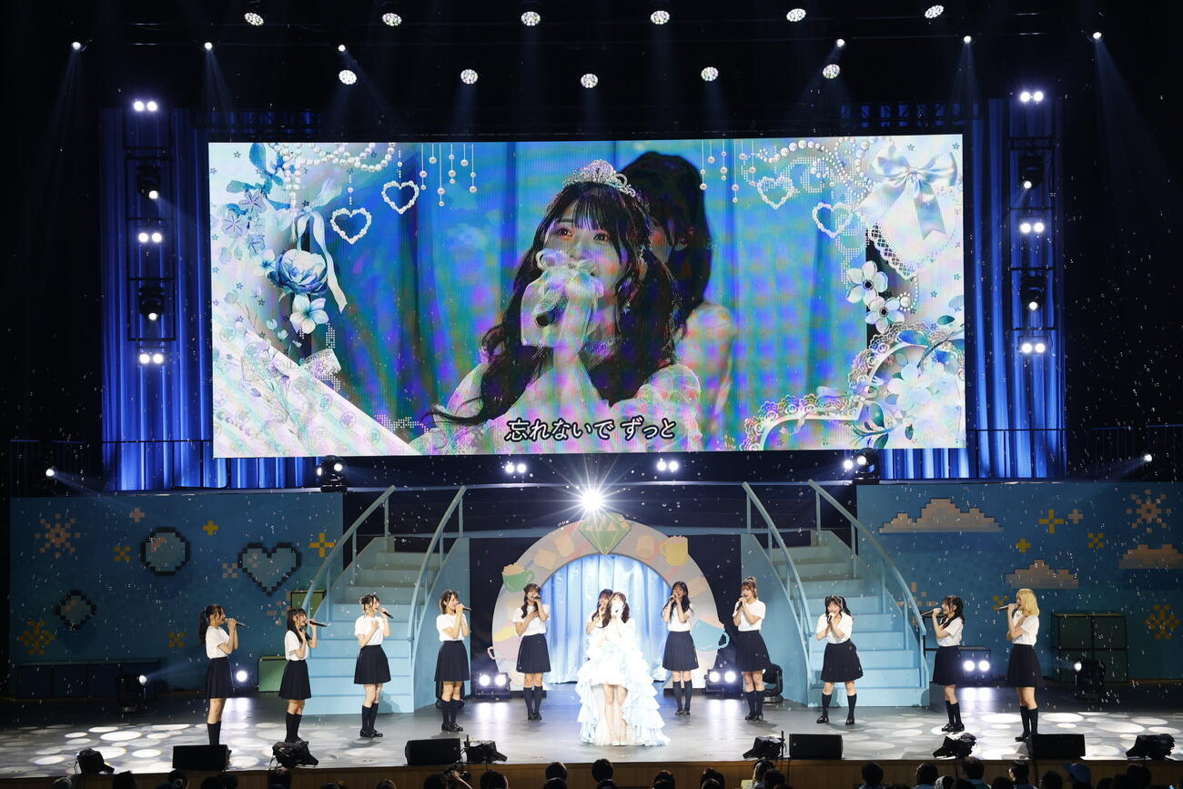 卒業コンサートを行った菅波美玲（C）YOANI