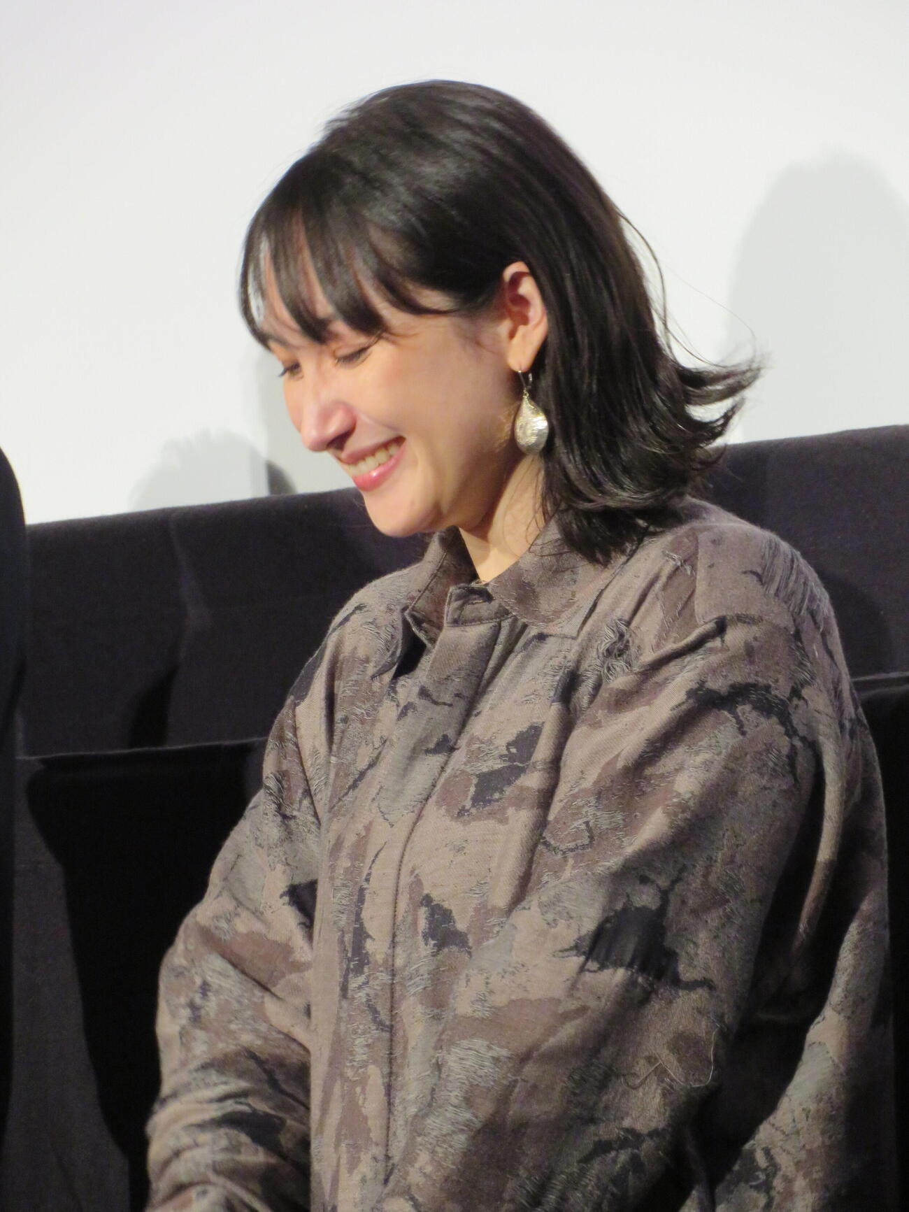 映画「メモリィズ」公開記念舞台あいさつに登壇した香椎由宇（撮影・村上幸将）