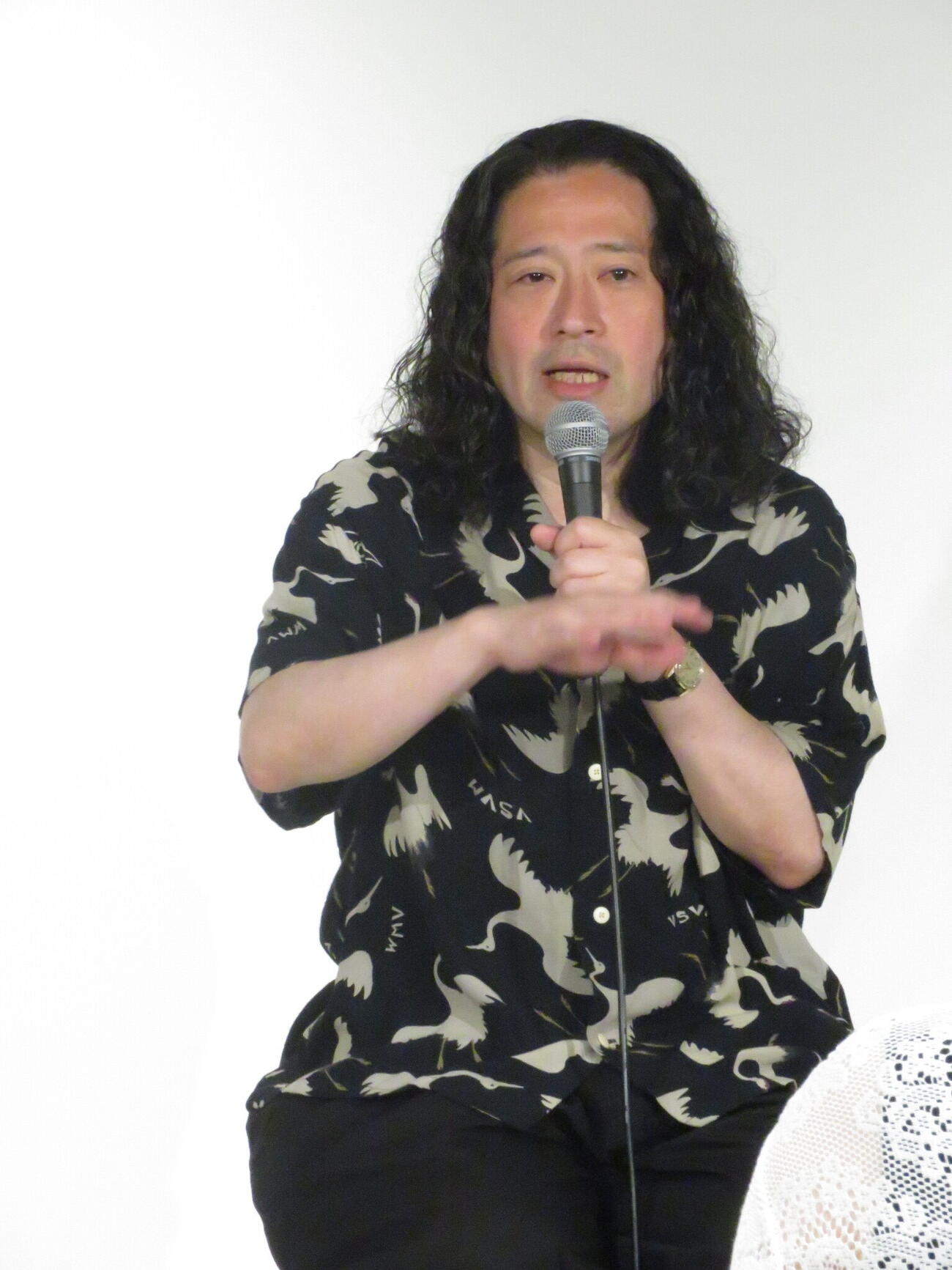 「失恋カルタ」発売を記念してトークショーを行った又吉直樹