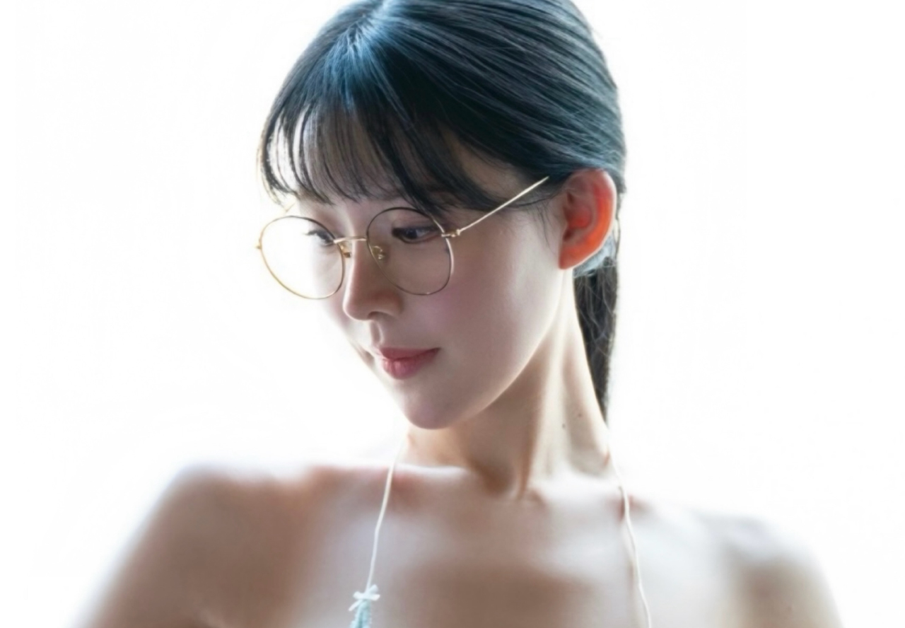 面積激狭下着姿を披露した木村絵里子（木村絵里子のインスタグラムから）