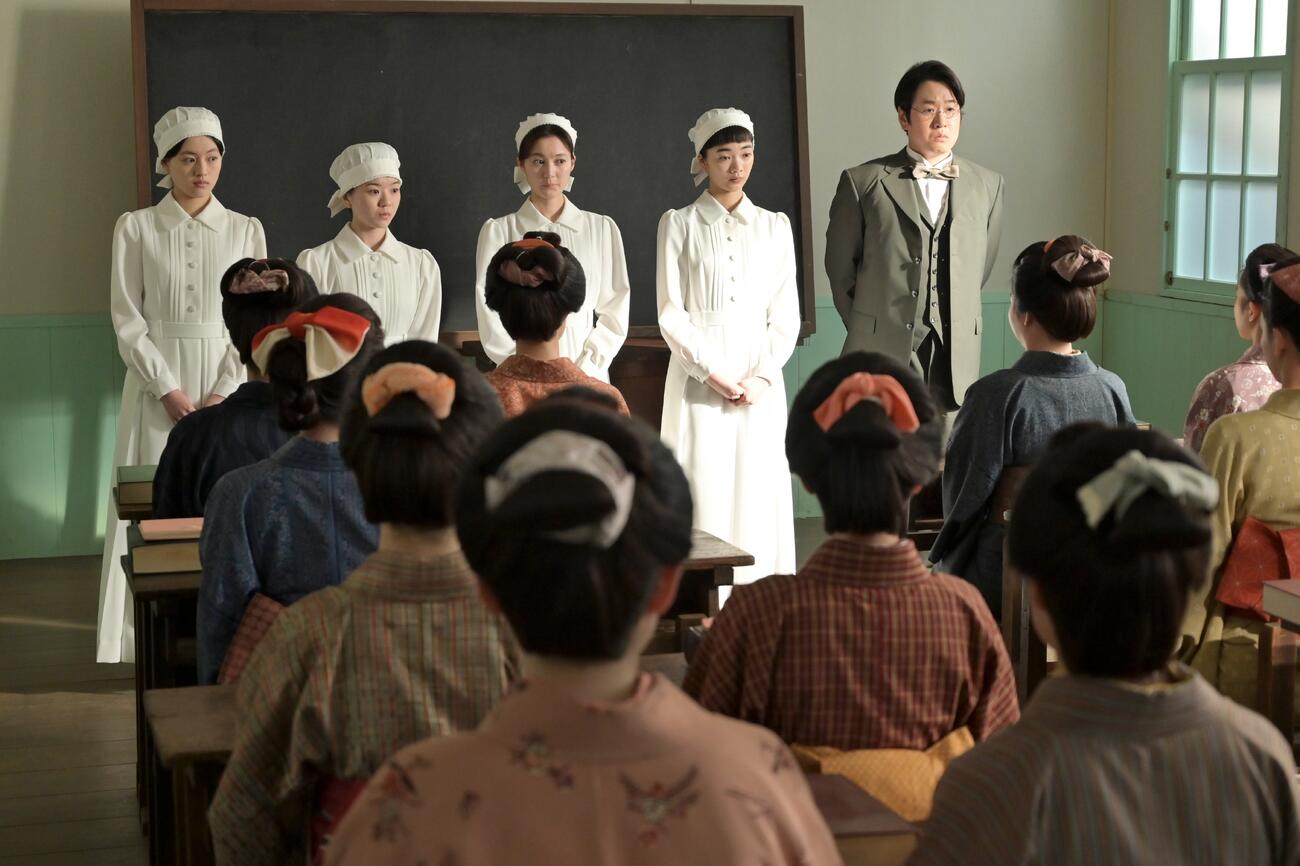 NHK連続テレビ小説「風、薫る」の1場面（C）NHK