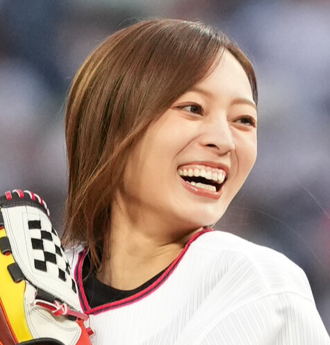 梅澤美波（2026年6月撮影）