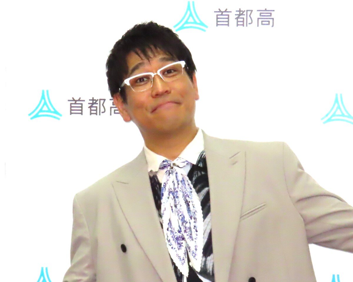 「首都高の防災・災害対策を学ぶ公開授業」に登壇した古坂大魔王