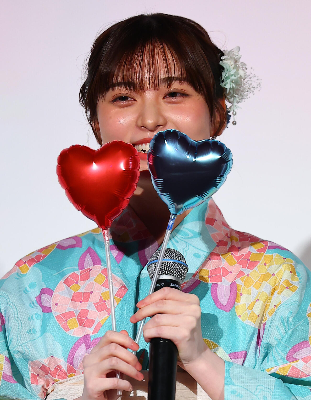 映画「山口くんはワルくない」舞台あいさつに登場した上原あまね（撮影・野上伸悟）