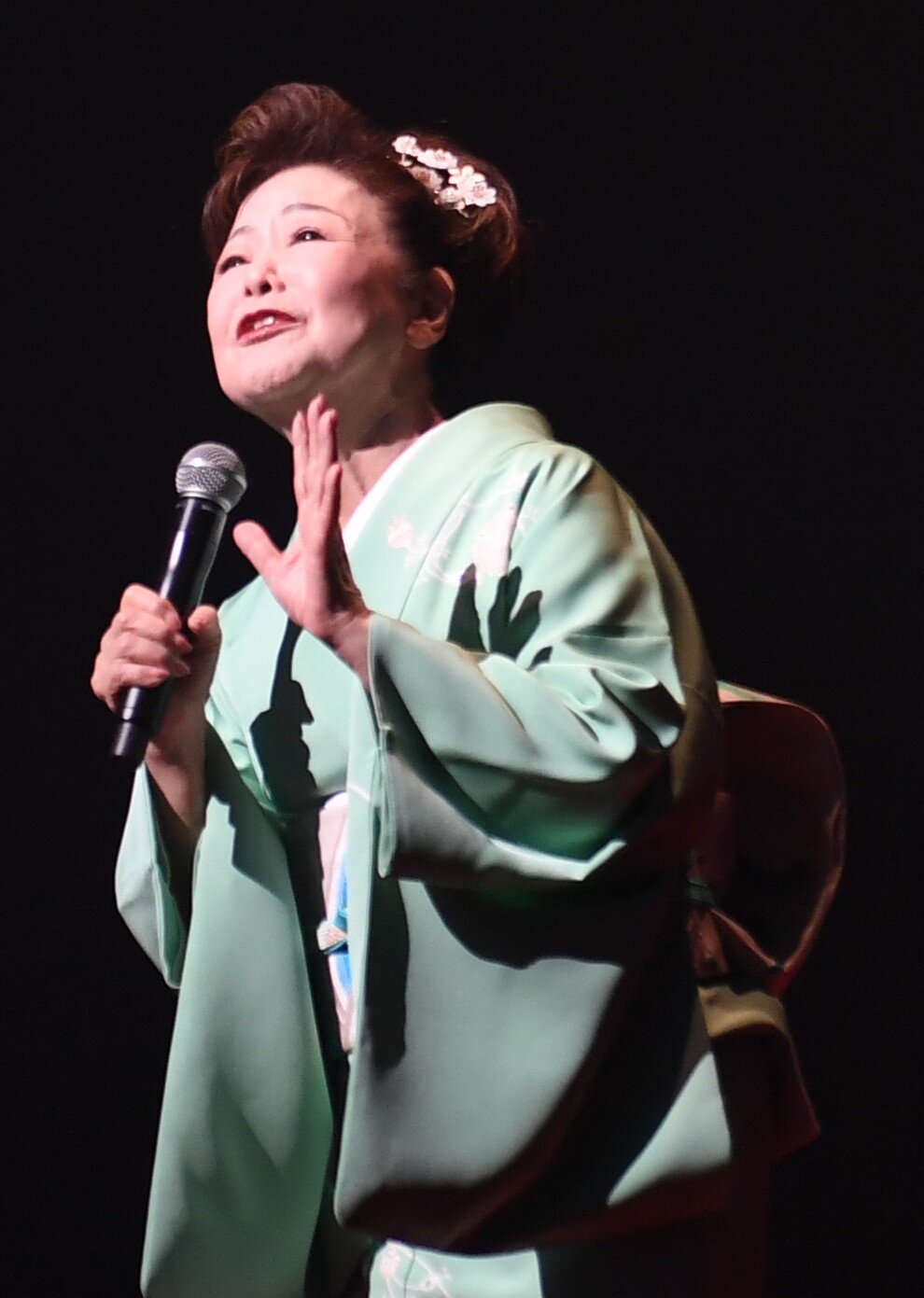 デビュー40周年記念公演を行った中村美律子