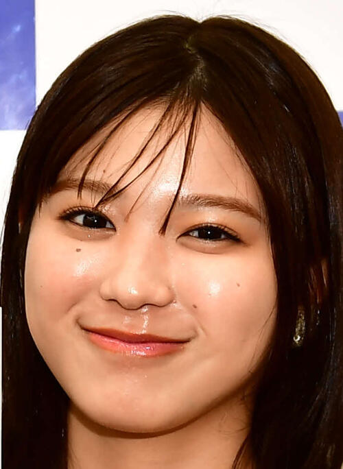 「NOBROCK TV」注目女優が入浴カット公開「いつ見ても綺麗なオヘソです」ファン歓喜