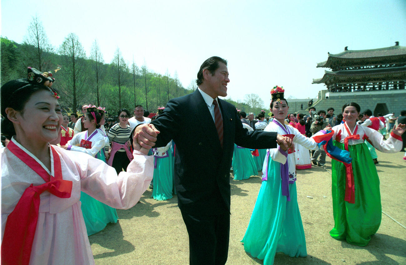 北朝鮮・平壌で開催した平和の祭典など記録した「猪木道」のワンシーン