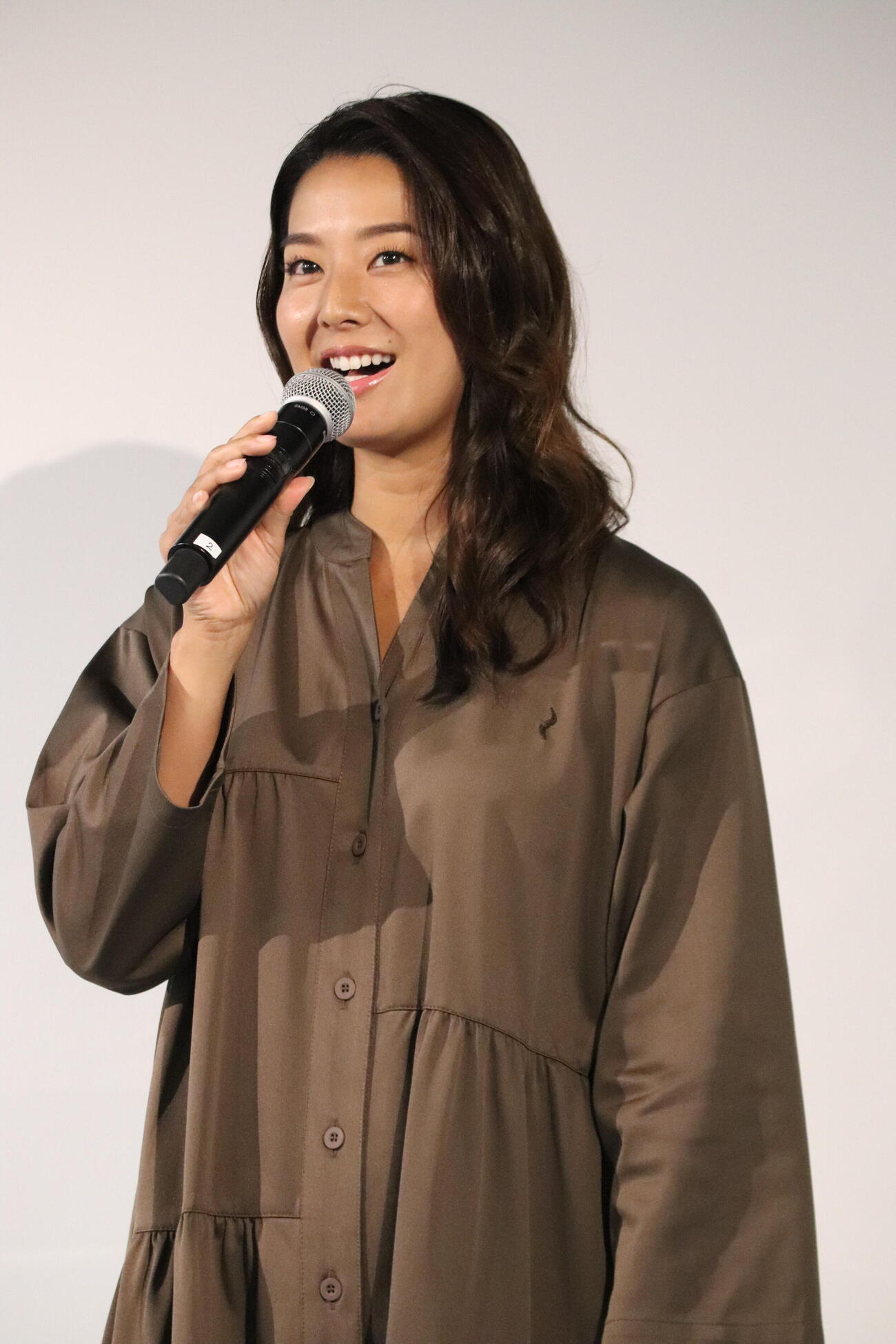 産後ケア専用ホテル「Villa Mom（ヴィラマム）」開業記者発表会に出席したすみれ