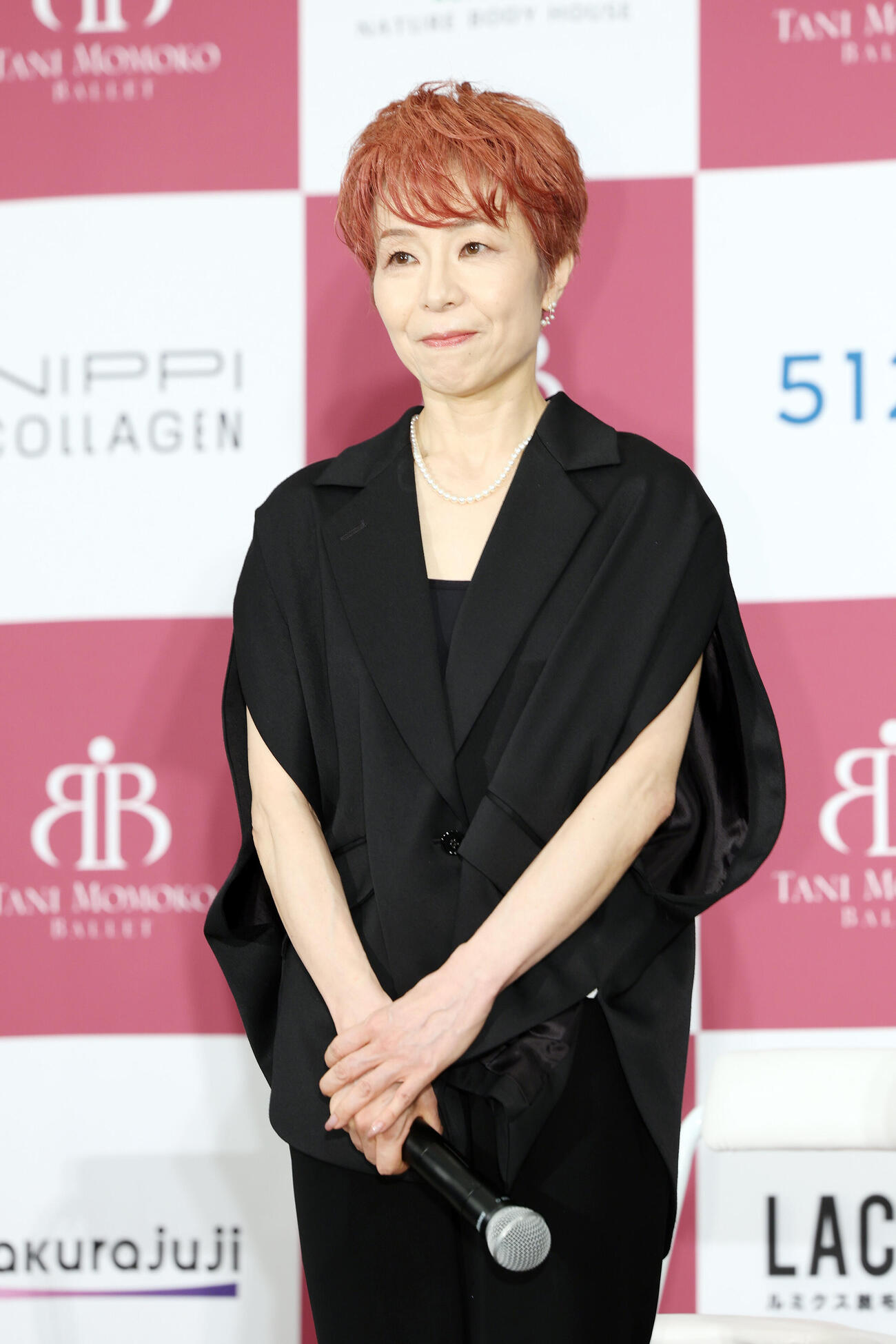 谷桃子バレエ団新制作公演「CINDERELLA」米倉涼子バレエ出演決定報告会に登壇した髙部尚子芸術監督（撮影・宮地輝）