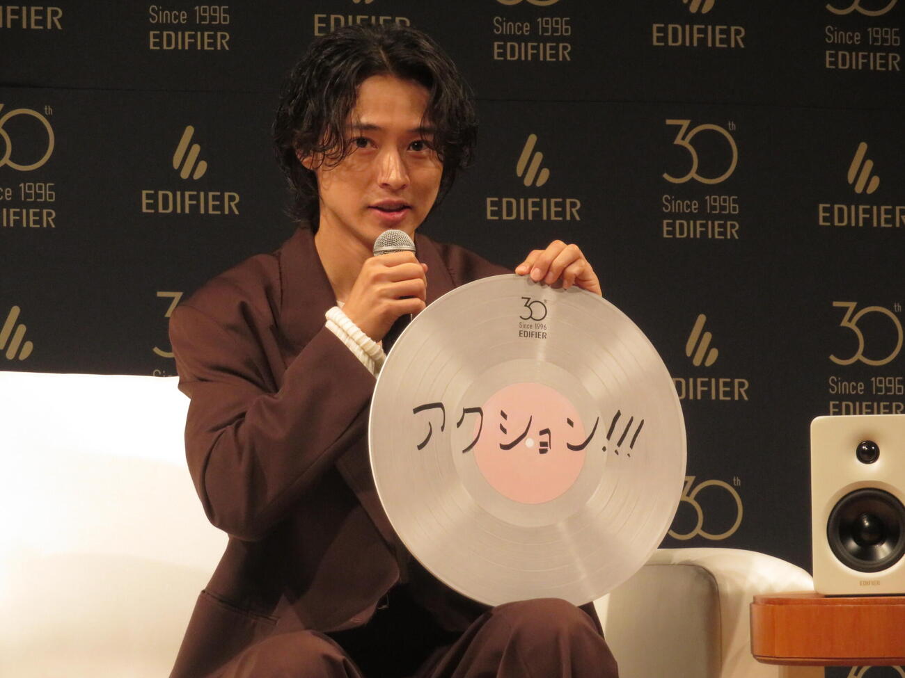「EDIFIER」新CM発表会に出席した山﨑賢人