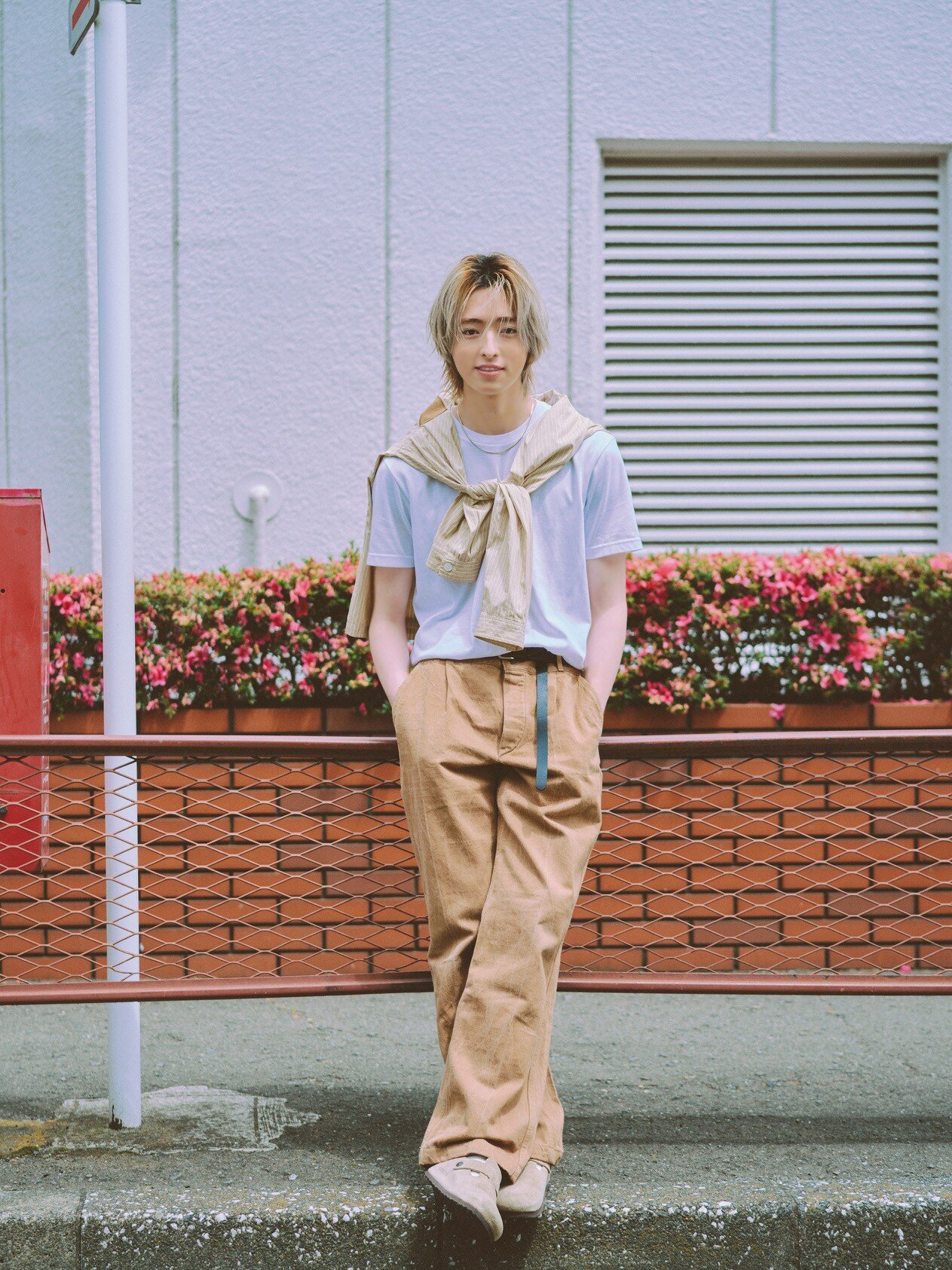 22日発売の「JUNON」8月号で人生初の金髪姿を披露した谷原七音