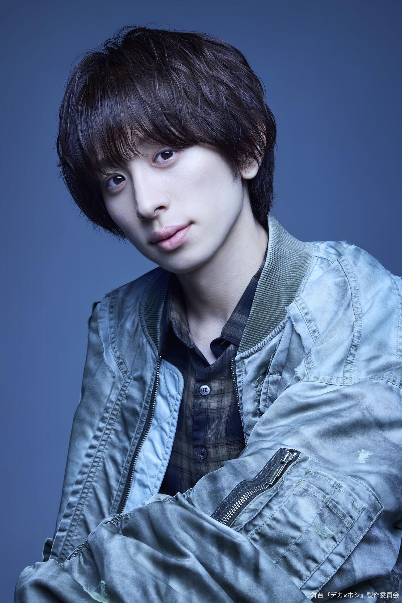 「デカ×ホシ」に出演する小野寺翼