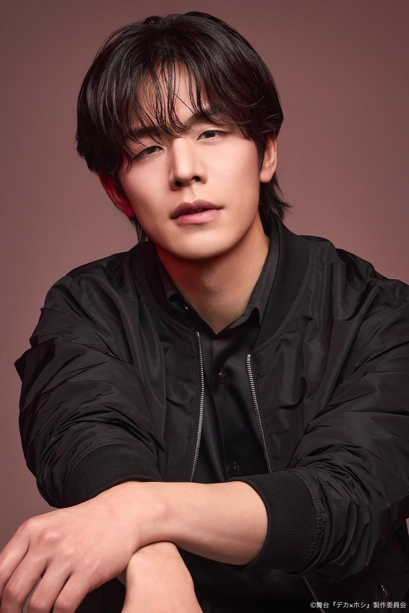 「デカ×ホシ」に出演する井筒雄太
