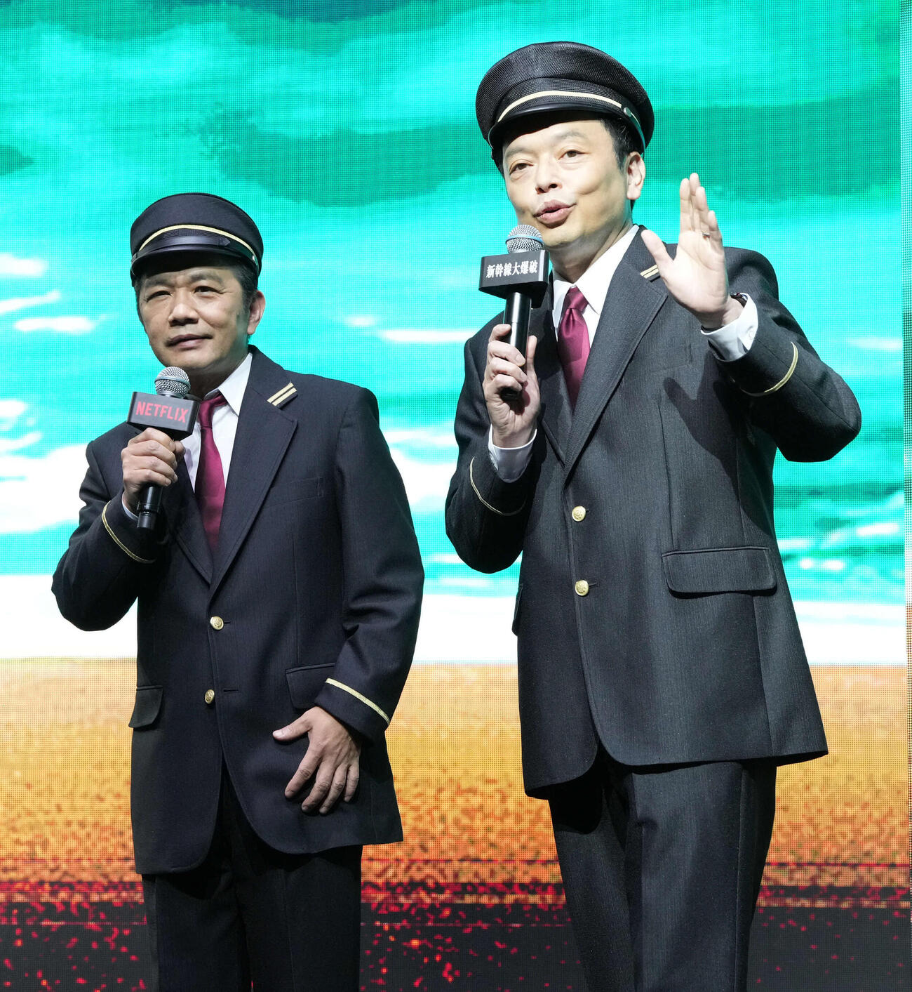 中川家の剛（左）と礼二（2025年4月撮影）