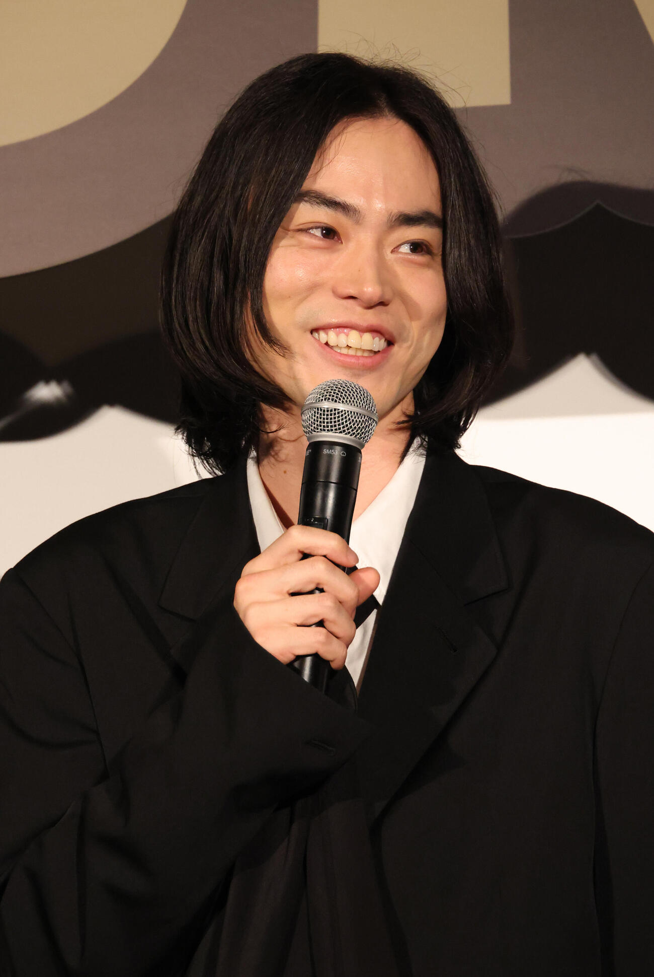 映画「黒牢城」初日舞台あいさつする菅田将暉（撮影・中島郁夫）