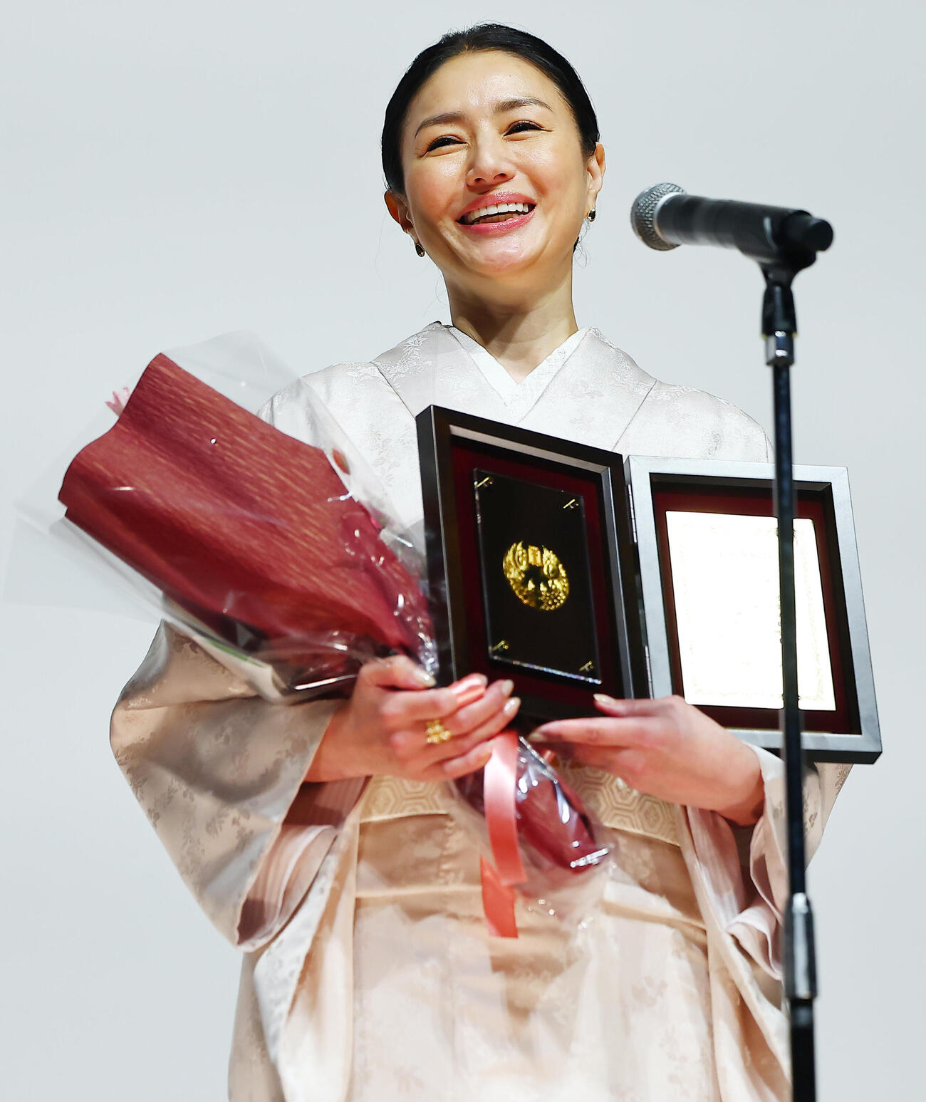 主演女優賞を受賞した井川遥（撮影・野上伸悟）