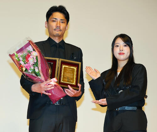 梶原阿貴氏「私、爆弾犯の娘」父実行犯クリスマスツリー事件現場近くで