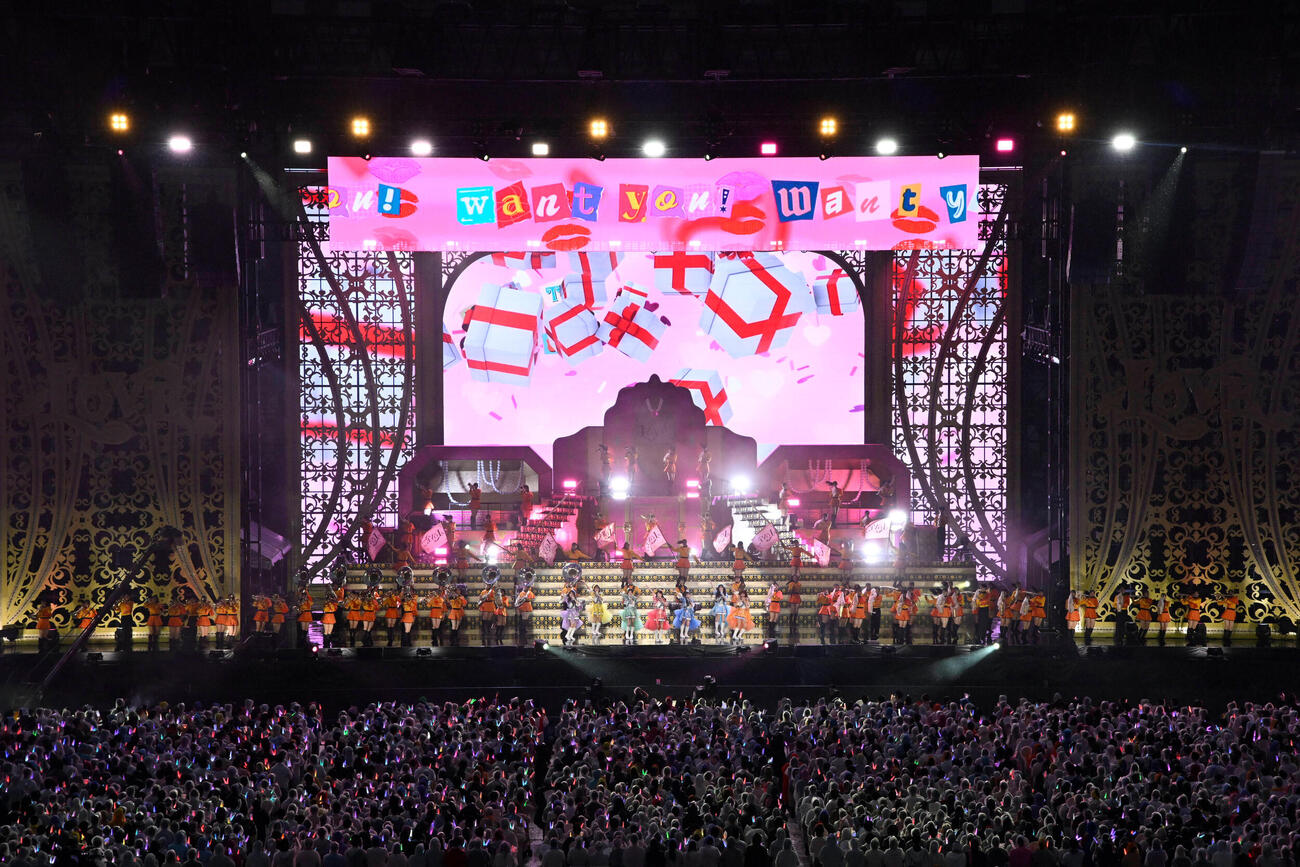 スタジアムライブ「Beyond　“KYUN”ハート」を行った＝LOVE