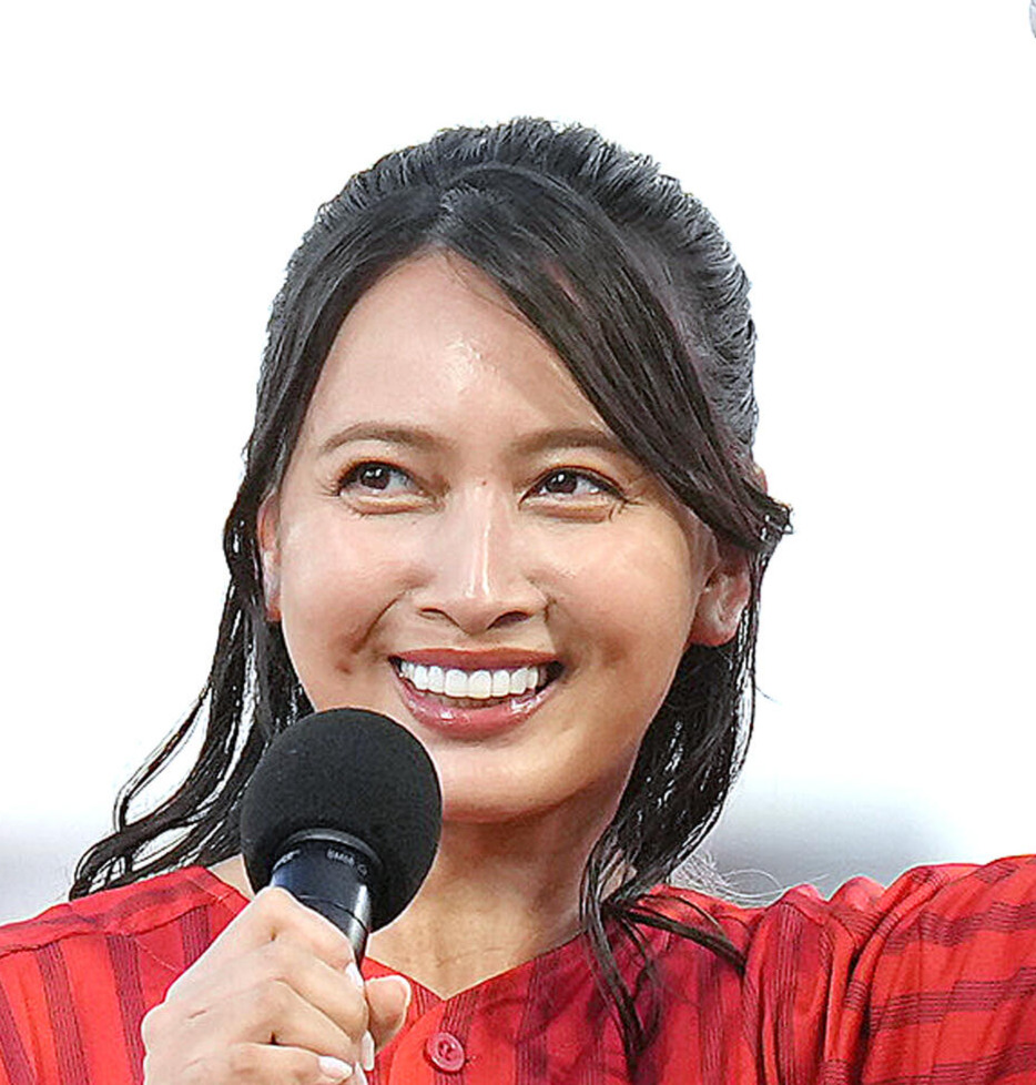 加藤夏希（2025年8月撮影）