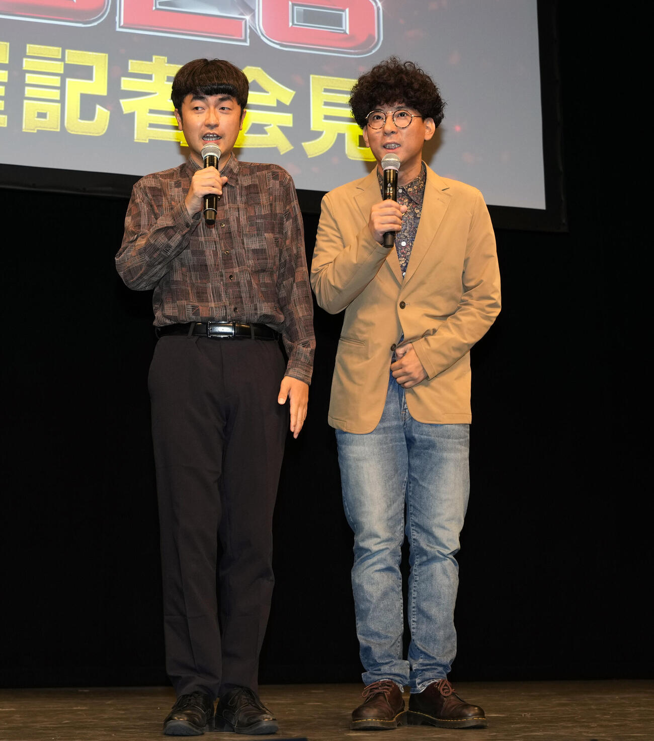 「Mー1グランプリ2026」開催会見に登場するたくろう（撮影・小島史椰）