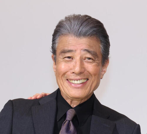 舘ひろし「カンペだらけ」の現場での“事件”告白「一番ダメだったのは…」