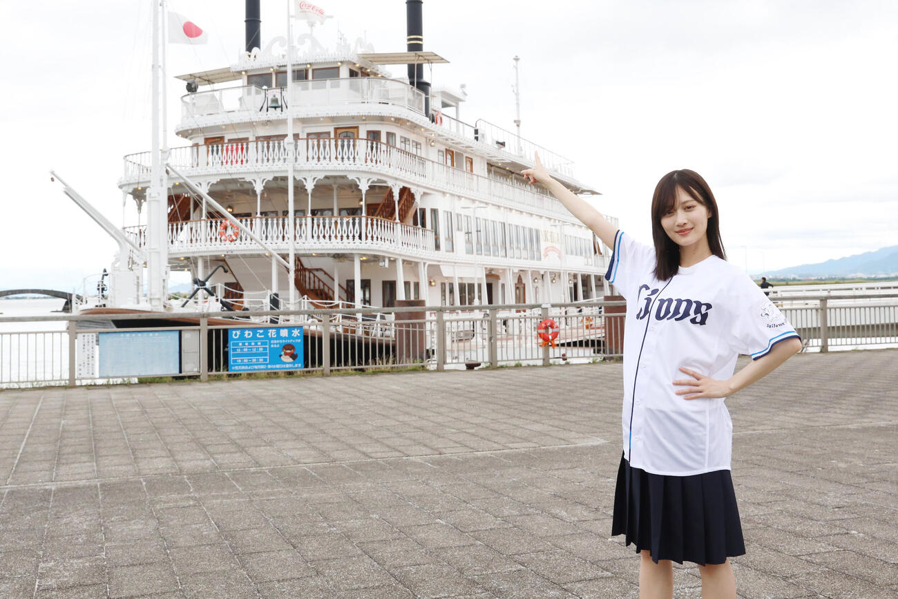 舞台「成瀬は天下を取りにいく」の取材会に出席した山下美月（C）宮島未奈／新潮社