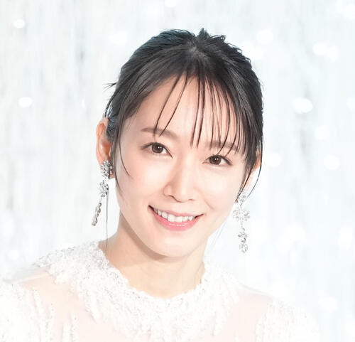 吉岡里帆「大好きで心強い方ばかり」主演ドラマ・NHK「デンジャラス」新キャスト発表