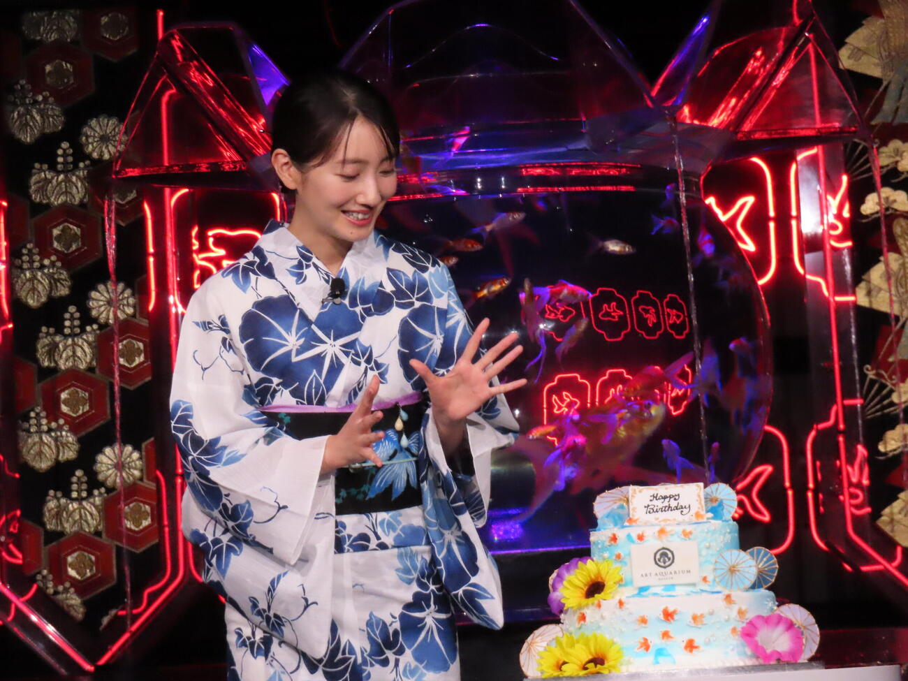 「夏のアートアクアリウム2026」開催記念イベントに登壇した波瑠（撮影・鎌田良美）