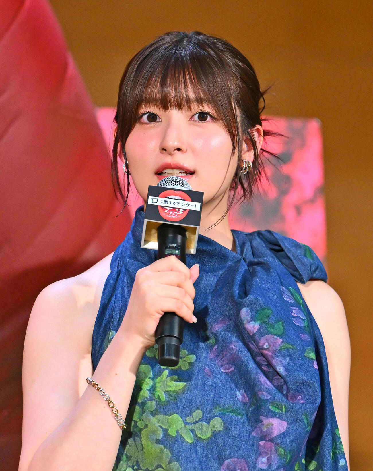映画「口に関するアンケート」公開直前！学校サプライズイベントに臨む吉川愛（撮影・滝沢徹郎）