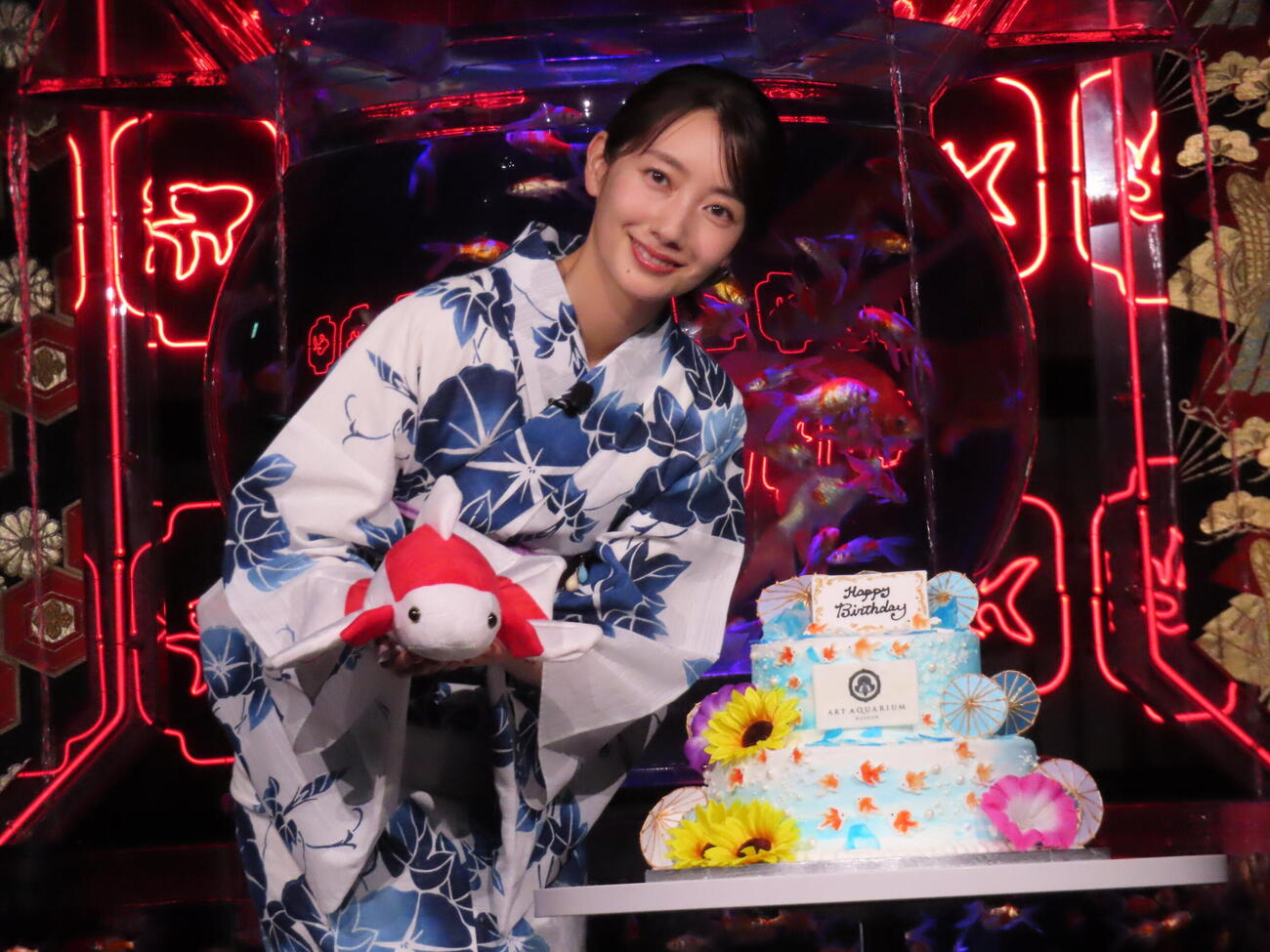 「夏のアートアクアリウム2026」開催記念イベントに登壇した波瑠（撮影・鎌田良美）