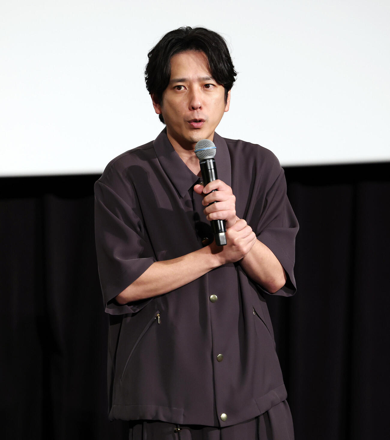 「シークレットシネマ」で話すアンバサダーの二宮和也（撮影・宮地輝）