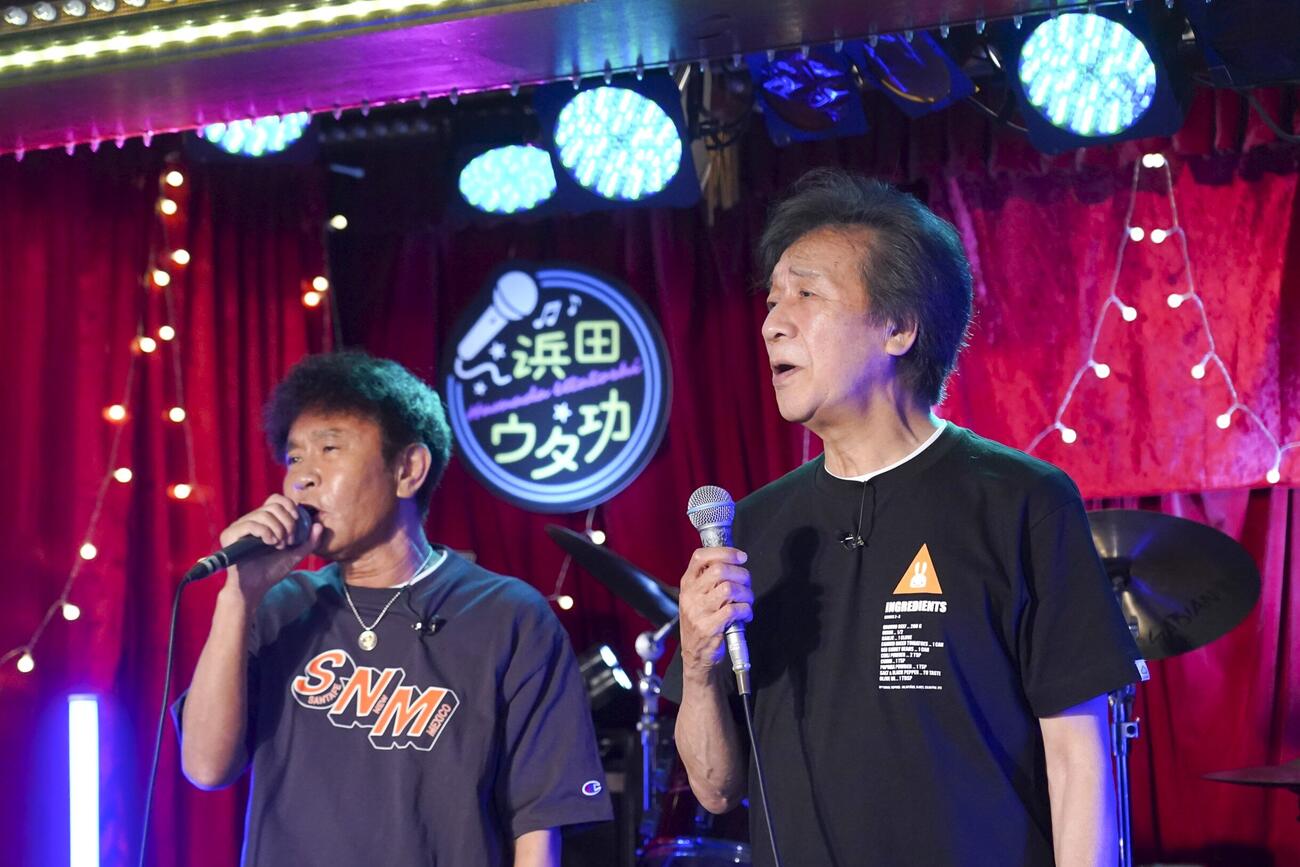 浜田ウタ功に出演した浜田雅功（左）と前川清