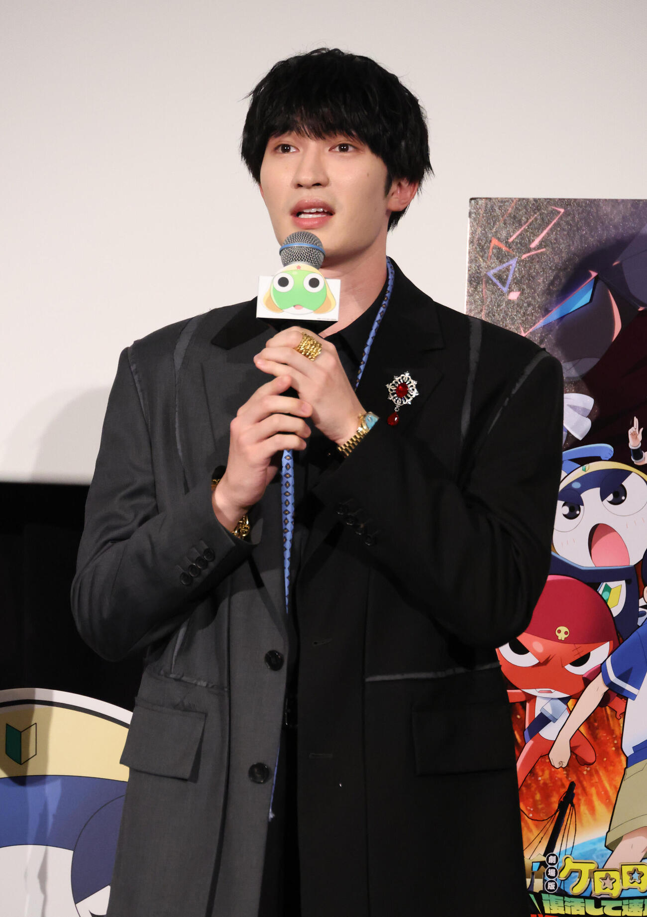 映画「新ケロロ軍曹」初日舞台あいさつを行うジェシー（撮影・中島郁夫）