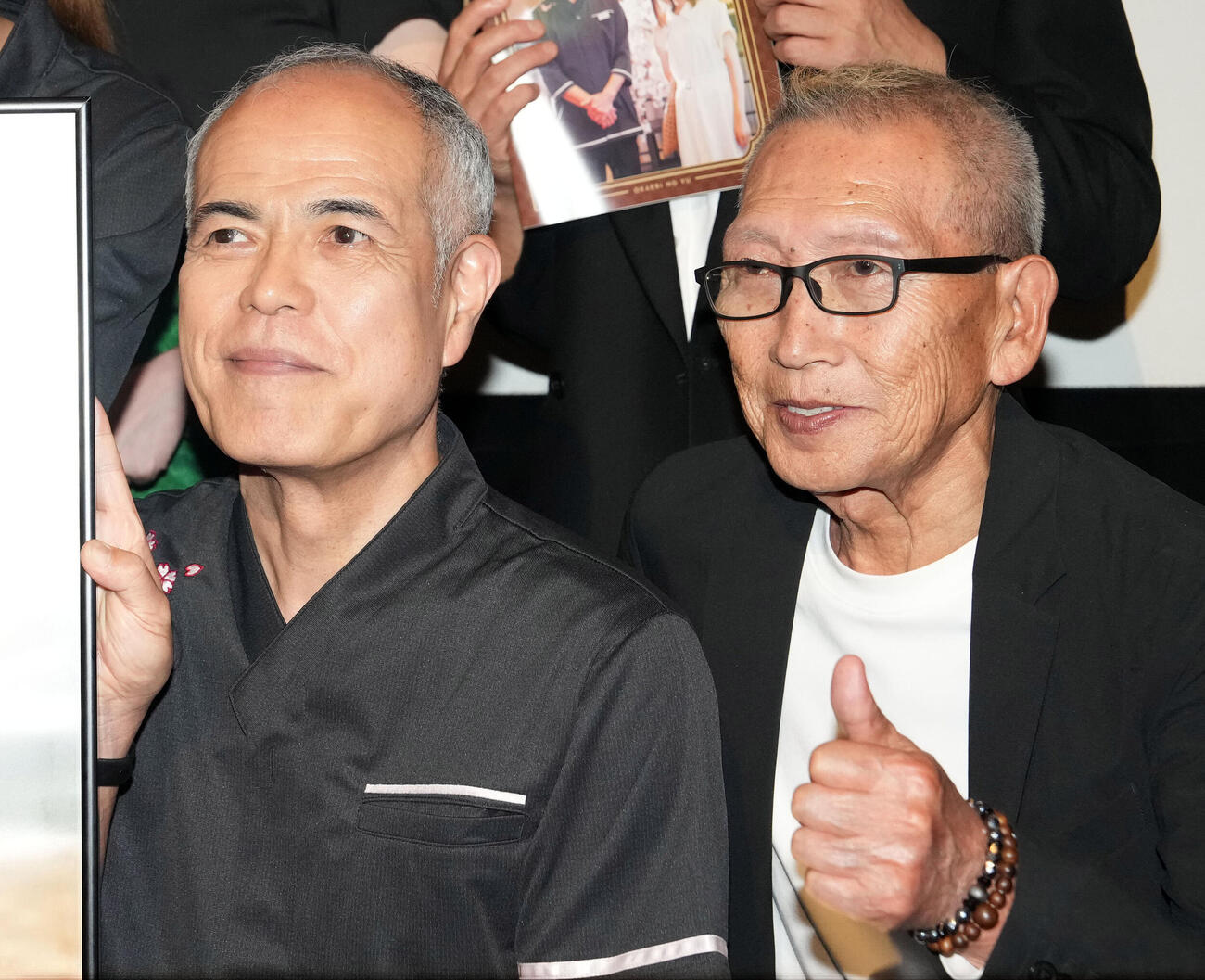 映画「おかえりの湯」の初日舞台あいさつに登壇した田中要次（左）とビートきよし（撮影・たえ見朱実）
