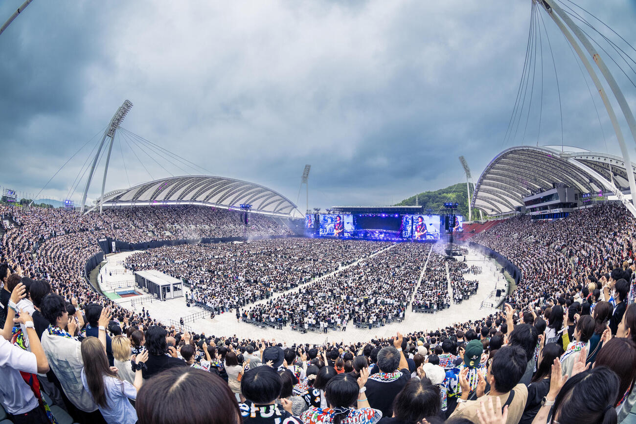スタジアムツアー「Grateful Yesterdays Tour 2026」熊本公演を開催したback number（田中聖太郎撮影）