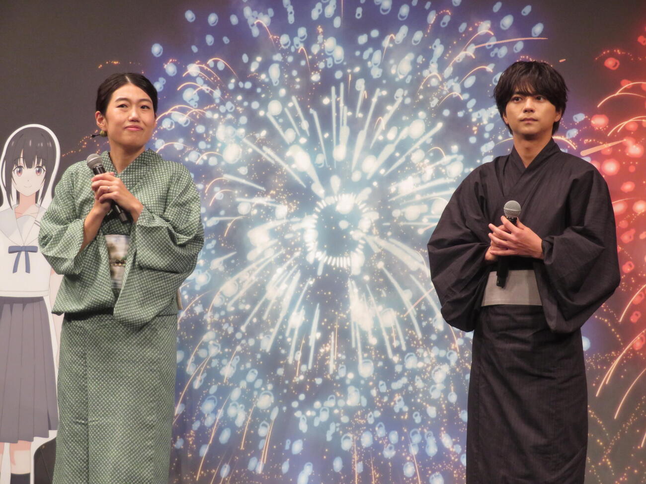 アニメ映画「君と花火と約束と」完成披露試写会に登壇した横澤夏子と佐藤勝利