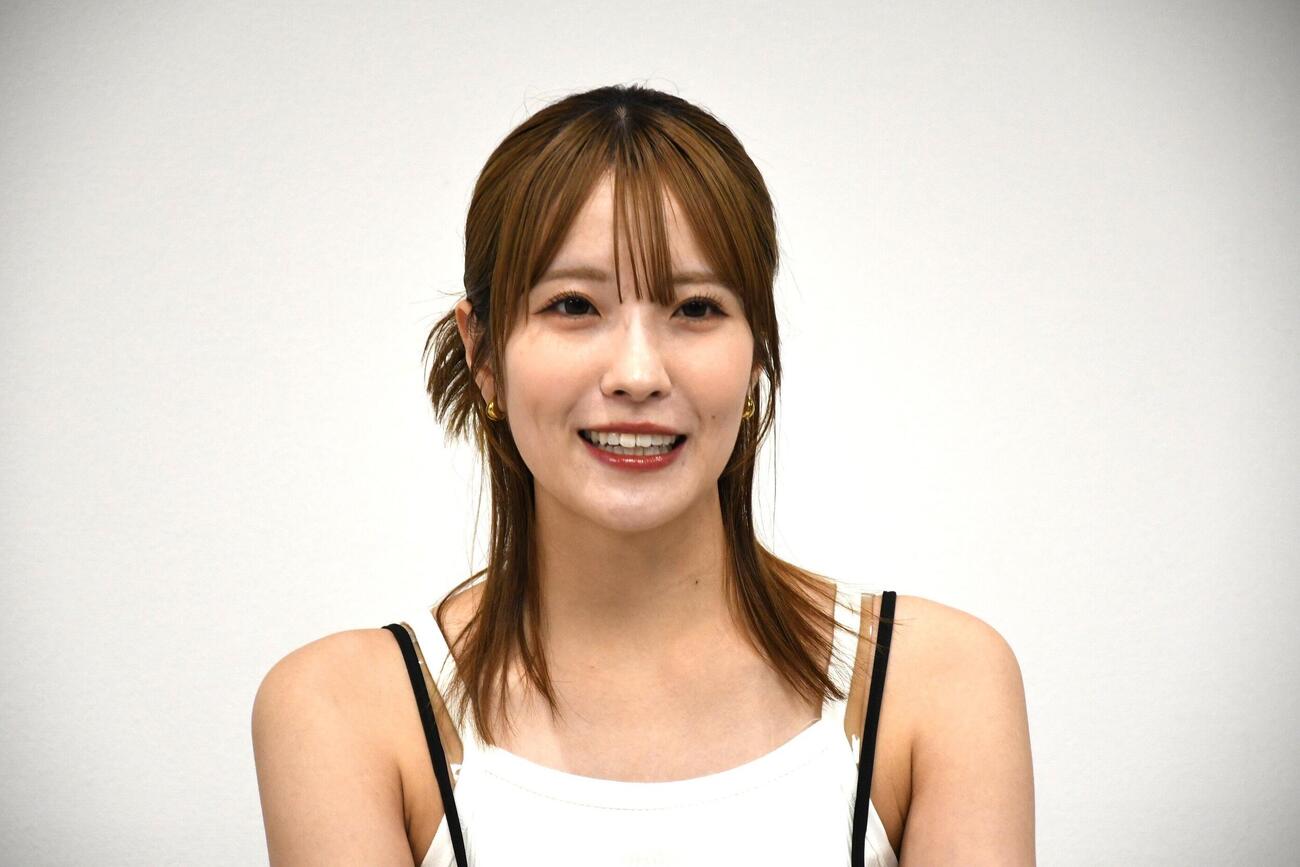 Kojima Karin 10th Anniversary Live「Bloom＆Beyond」の取材会に出席した小嶋花梨（撮影・阪口孝志）