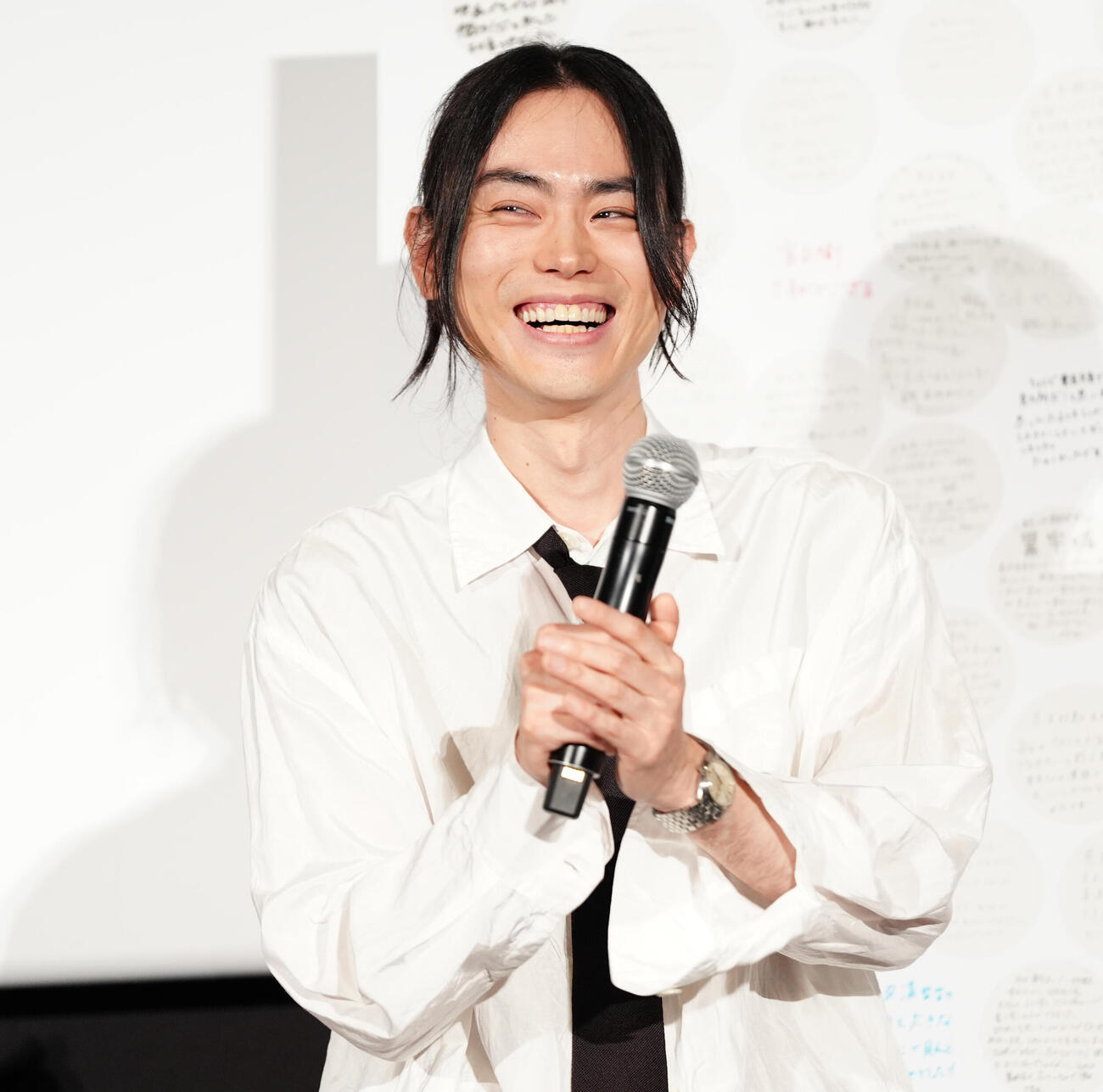 映画「黒牢城」公開御礼舞台あいさつで笑顔の菅田将暉（撮影・鈴木みどり）