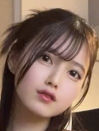 24歳グラドル「手がしびれそう」美谷間強調カメラアングル写真公開に「素晴らしい形」絶賛続々