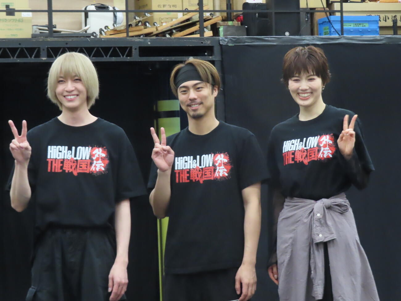 舞台「HIGH＆LOW THE戦国外伝」に出演する、左から笹森裕貴、小野塚勇人、彩風咲奈