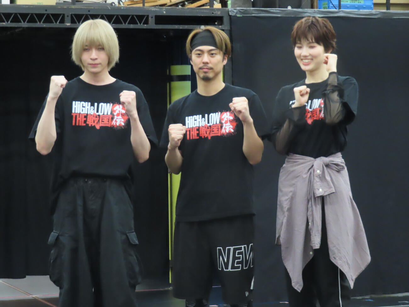 舞台「HIGH＆LOW THE戦国外伝」に出演する、左から笹森裕貴、小野塚勇人、彩風咲奈