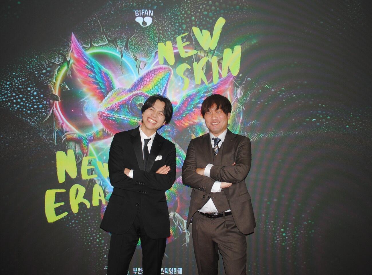 第30回プチョン国際ファンタスティック映画祭オープニングセレモニーに参加したWEST．重岡大毅（左）と近藤亮太監督