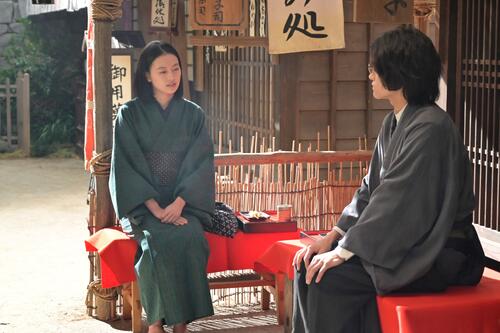 【９日の風、薫る】直美が団子屋を訪ねると、シマケンがやってくる