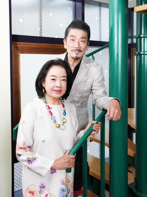 宇崎竜童「白髪の役がドコドコ入って」自発的に髪を白く染めていると告白　