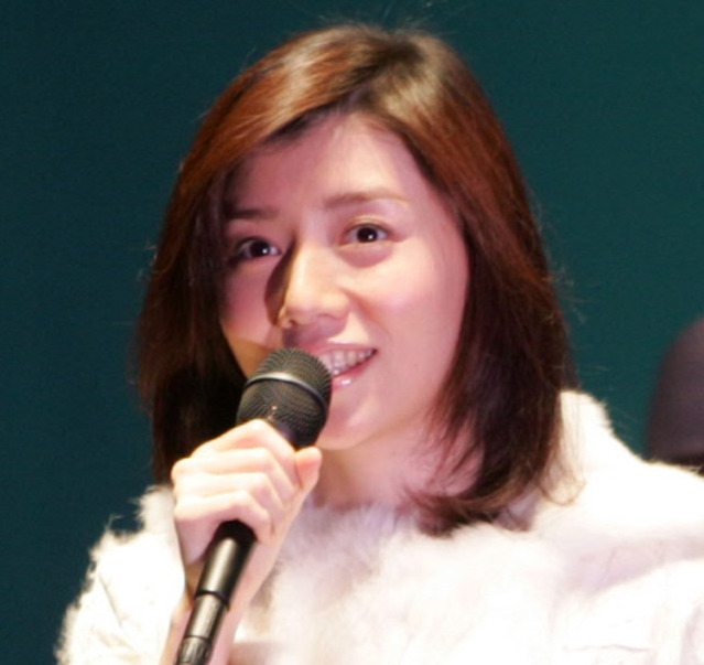 柴田淳（2004年撮影）