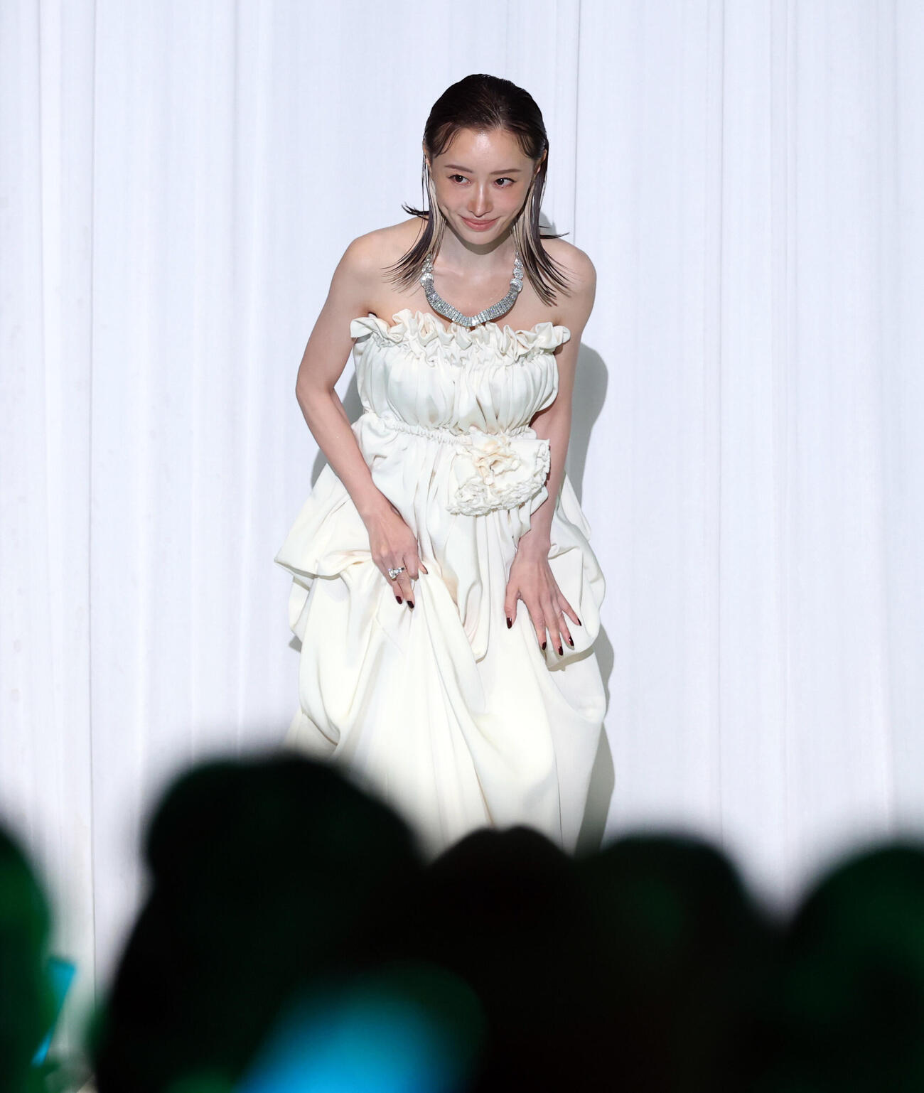 第37回日本ジュエリーベストドレッサー賞40代部門を受賞した松本まりか（撮影・浅見桂子）