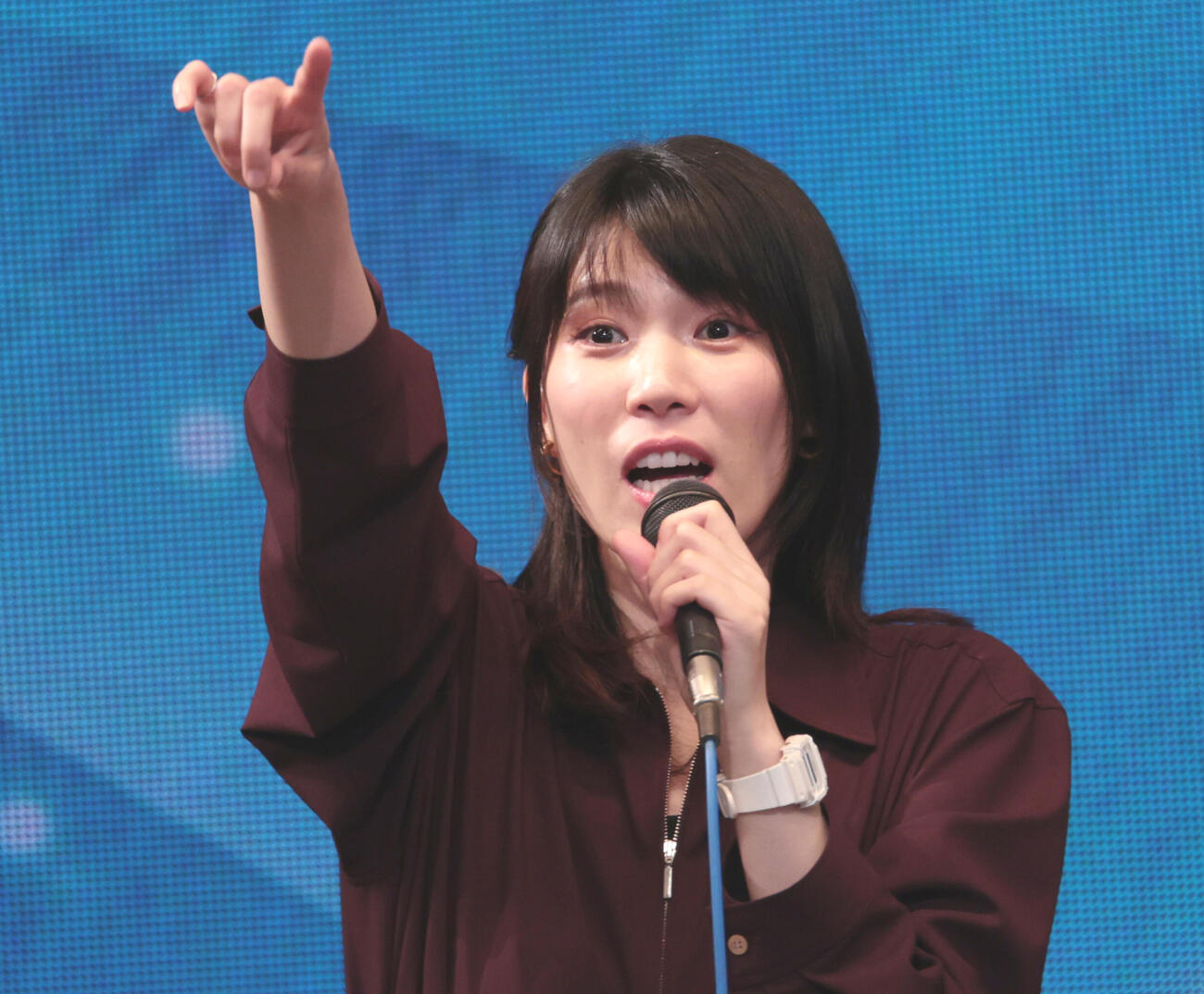 紺野ぶるま（2025年撮影）